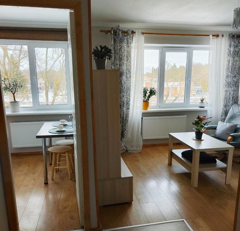 Station Street Apartments Сигулда Экстерьер фото